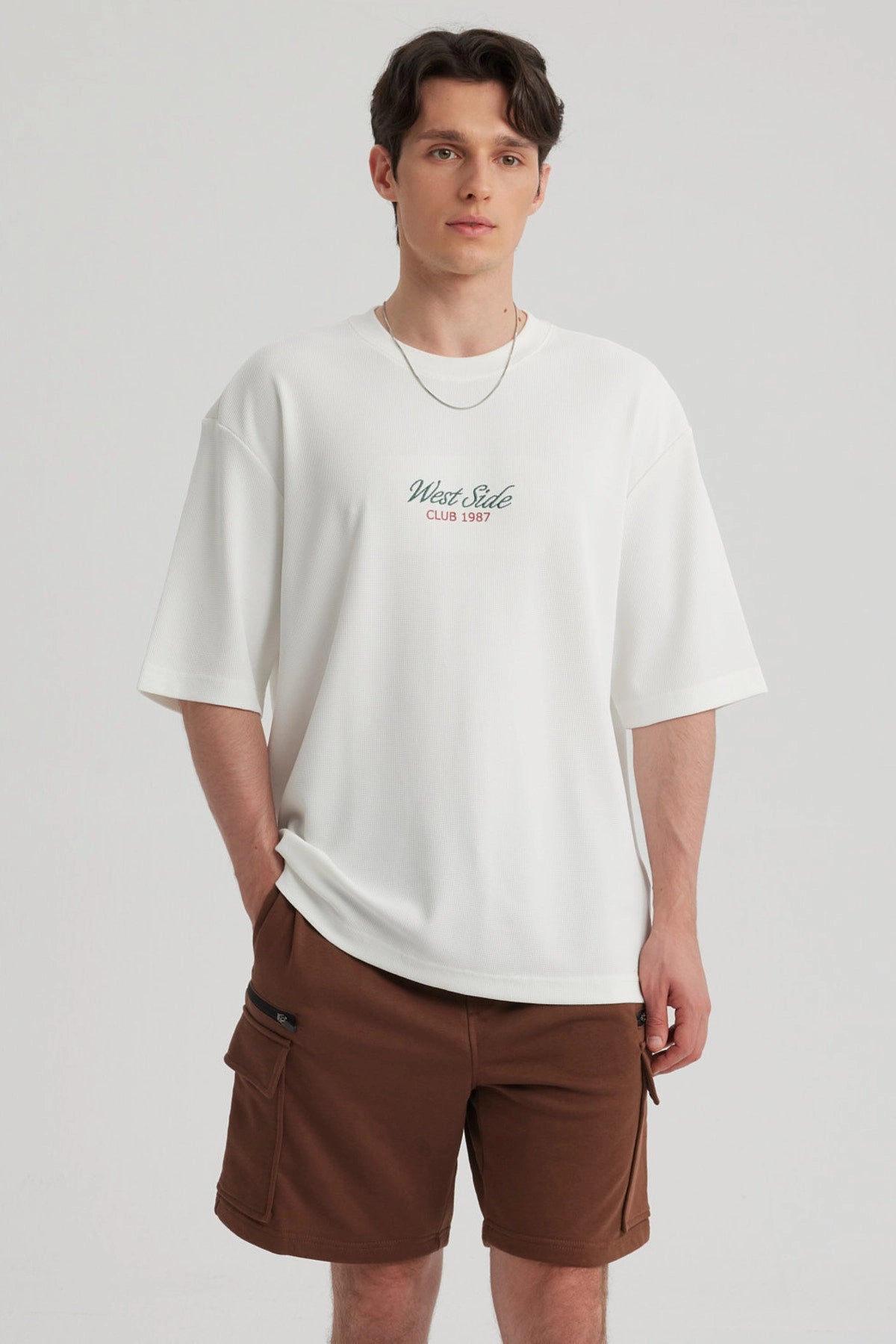 Polera Hombre Oversize Bordada Blanco