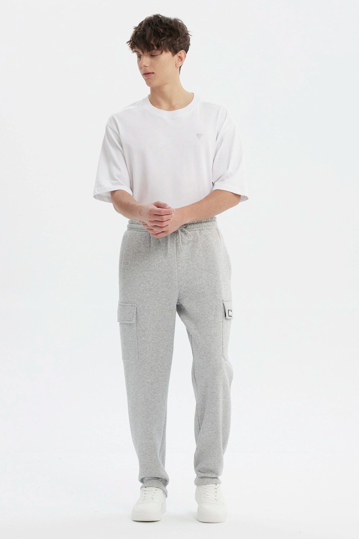 Pantalón Buzo Hombre Juvenil Pitillo Gris Melange