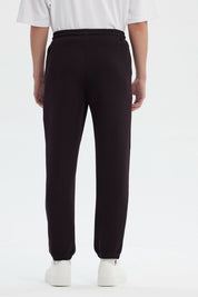 Pantalón Buzo Hombre Pitillo Café