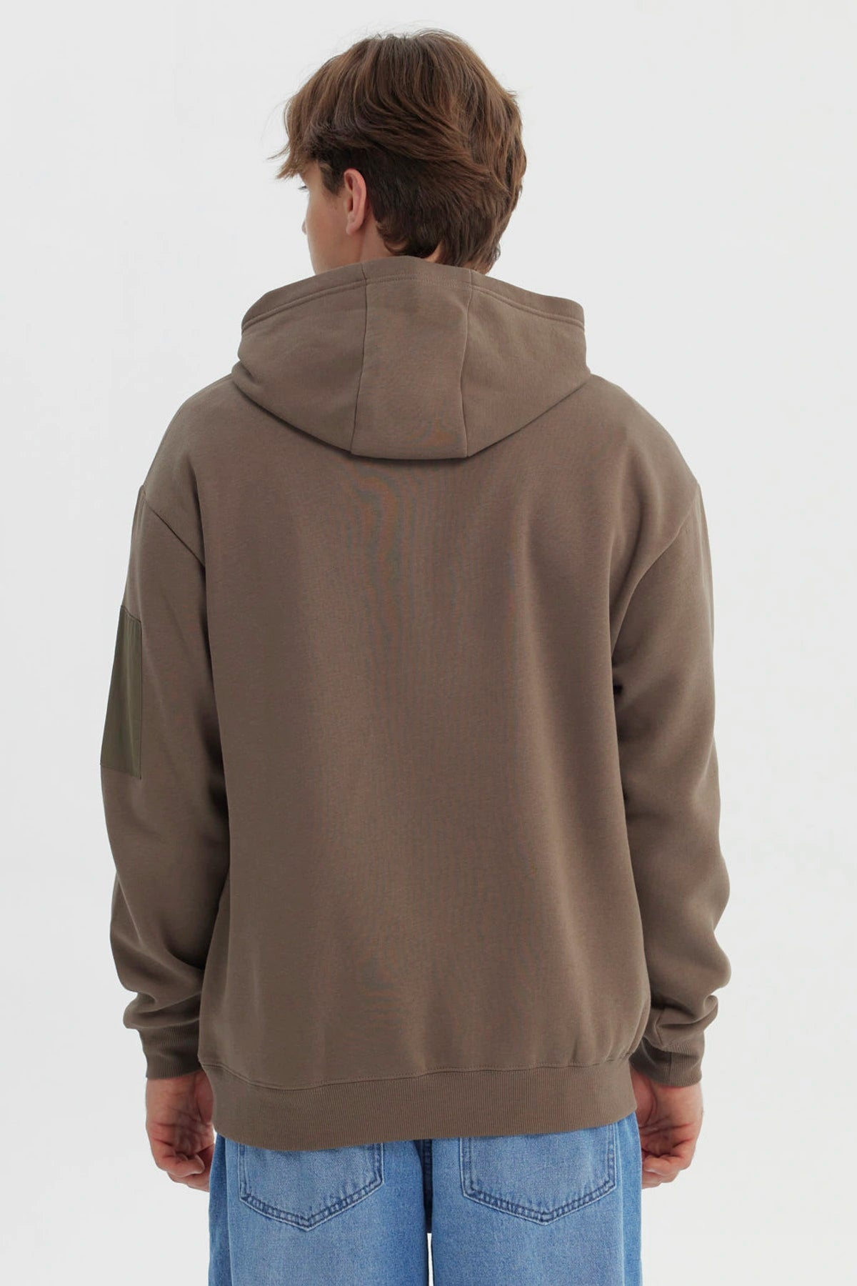 Polerón Hombre Slim Con Gorro Marron