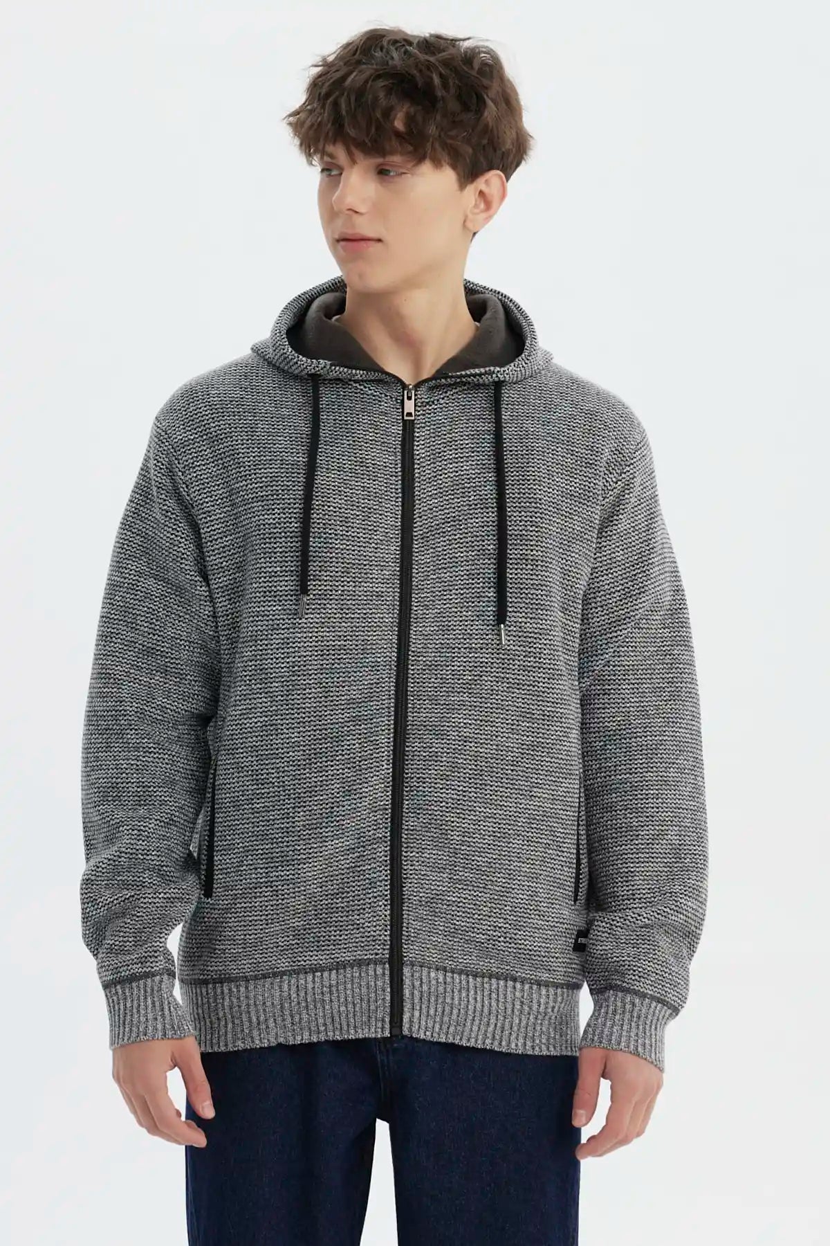 Sweater Hombre Slim Gris