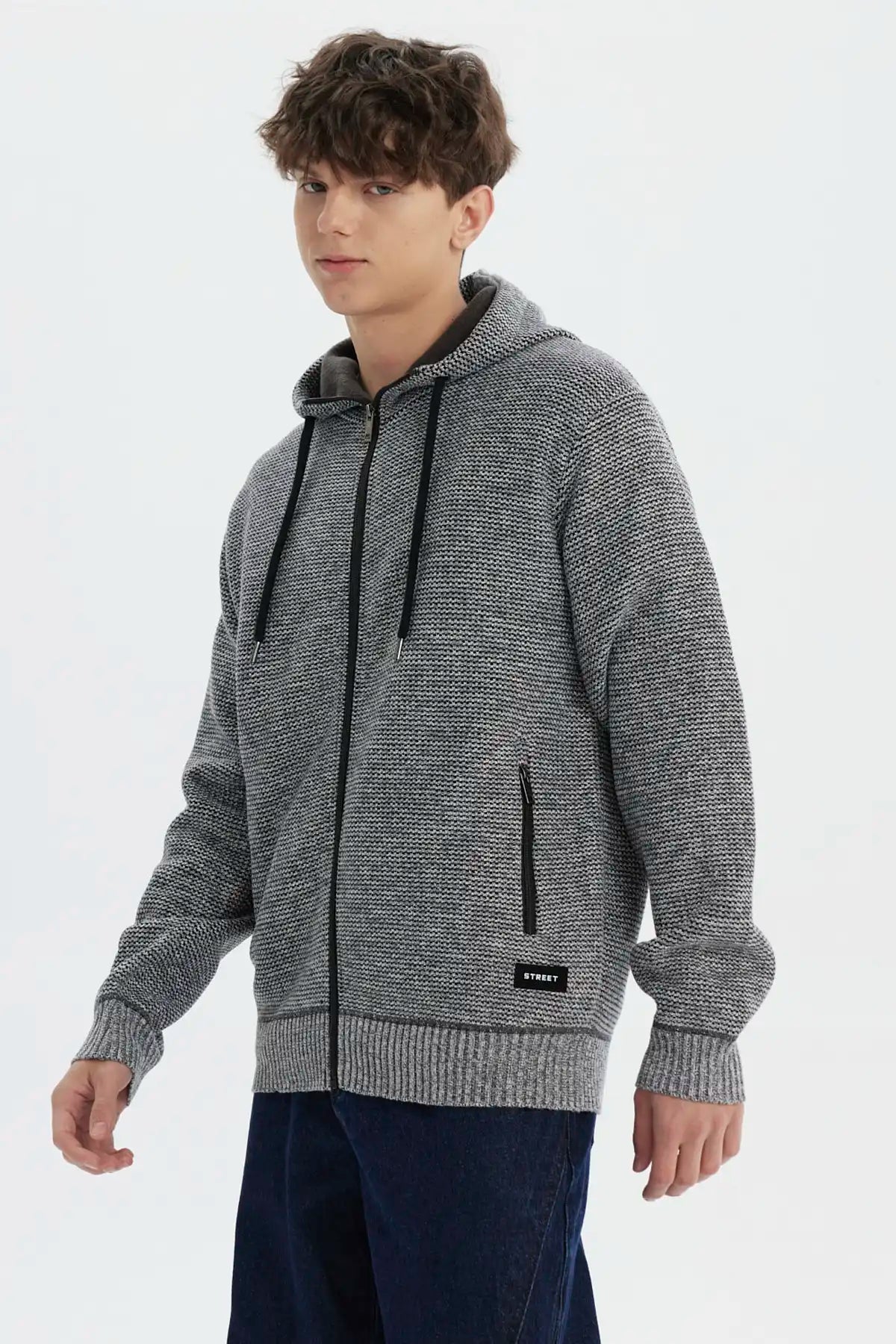 Sweater Hombre Slim Gris