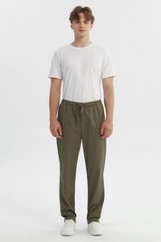 Pantalón Hombre Pitillo Verde Militar
