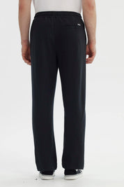 Pantalón Buzo Hombre Slim Negro