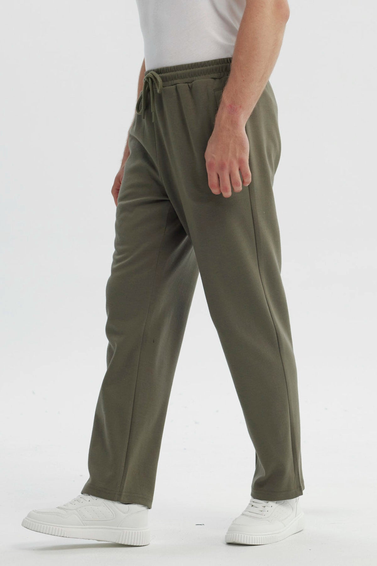 Pantalón Buzo Hombre Slim Verde Militar