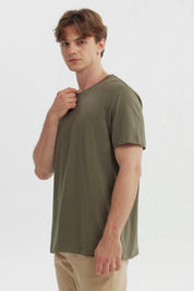 Polera Hombre Regular Verde Militar