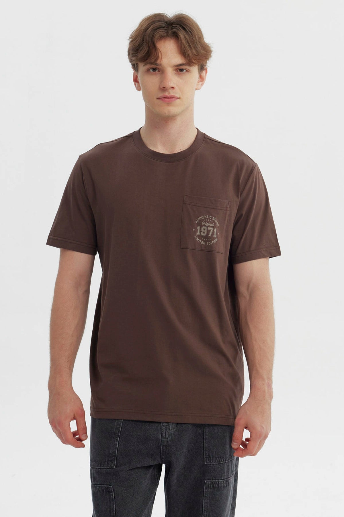 Polera Hombre Regular Chocolate
