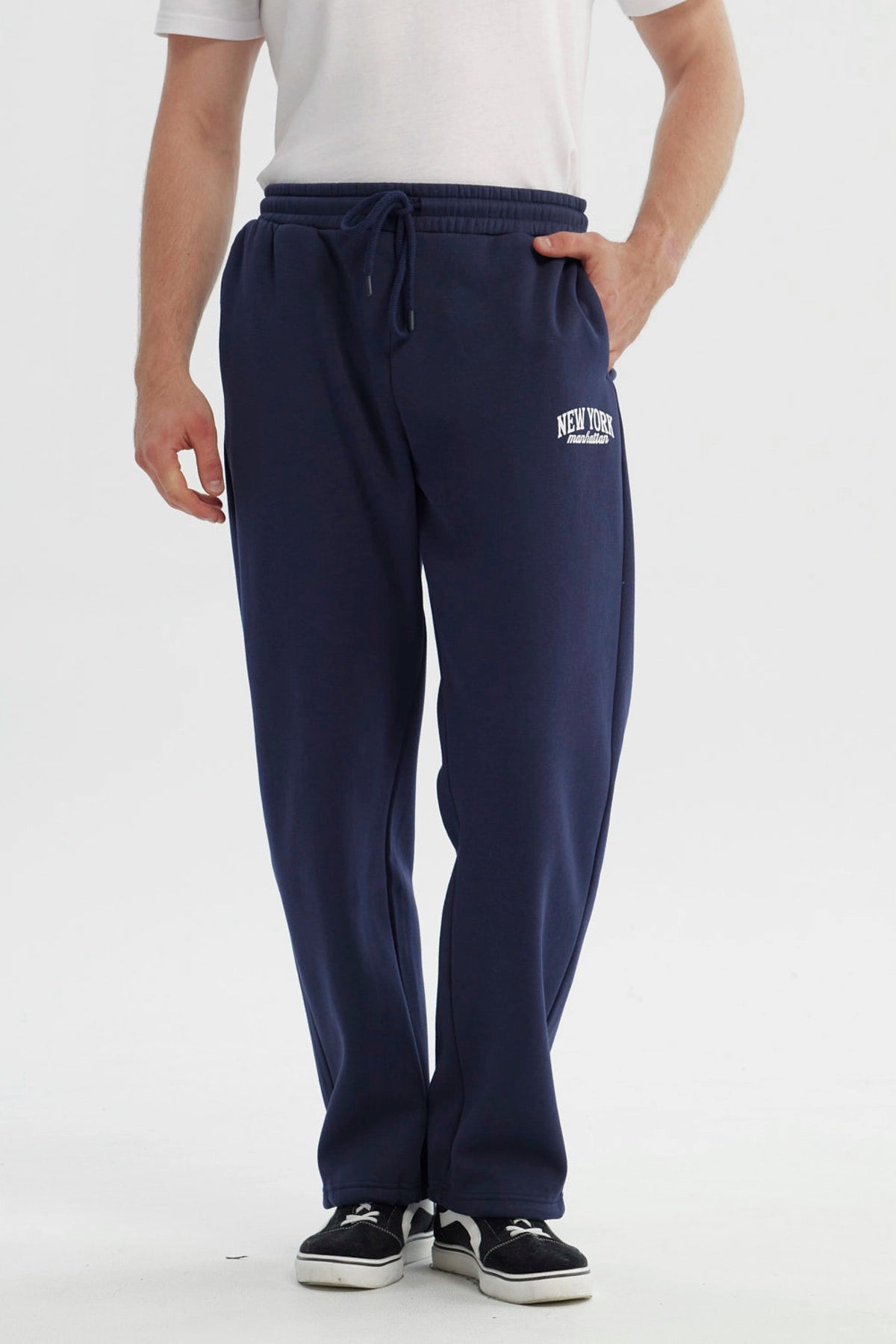Pantalón Buzo Hombre Calce Recto Azul Marino