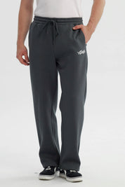 Pantalón Buzo Hombre Calce Recto Gris Oscuro