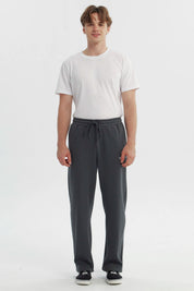Pantalón Buzo Hombre Calce Recto Gris Oscuro