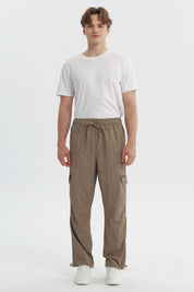 Pantalón Buzo Hombre Clásico Kaki