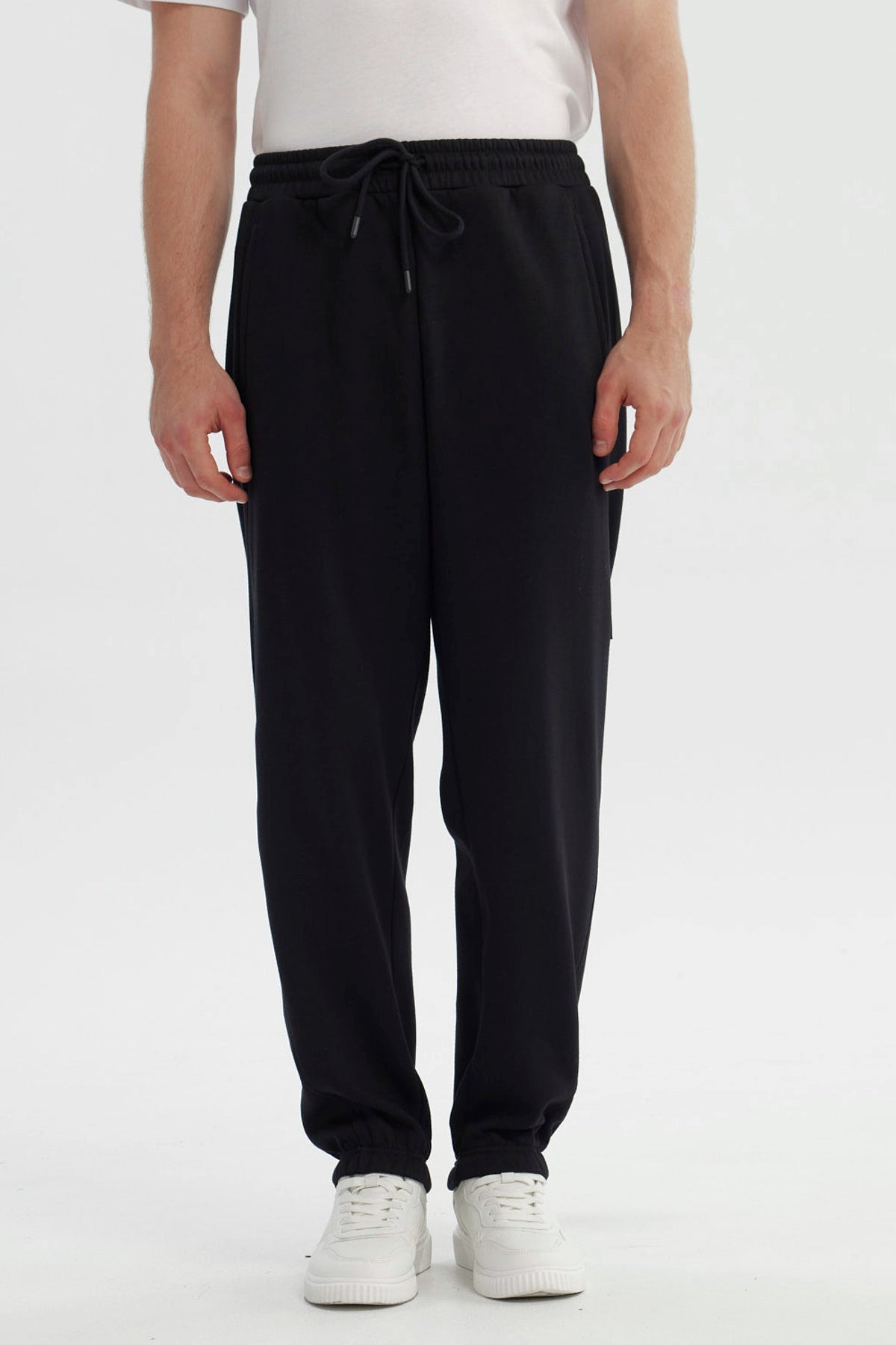 Pantalón Buzo Hombre Amplio Negro