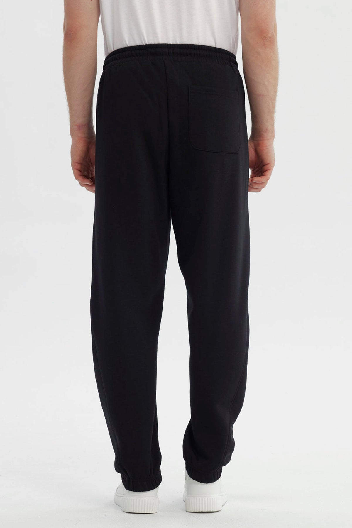 Pantalón Buzo Hombre Amplio Negro
