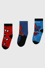 Tres calcetines niño Spiderman en azul con estampas de Spiderman en diferentes poses gráficos y detalles de telarañas