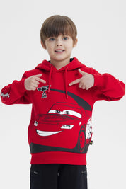 Polerón rojo para niño con capucha y estampado de auto animado en el frente estilo Cars
