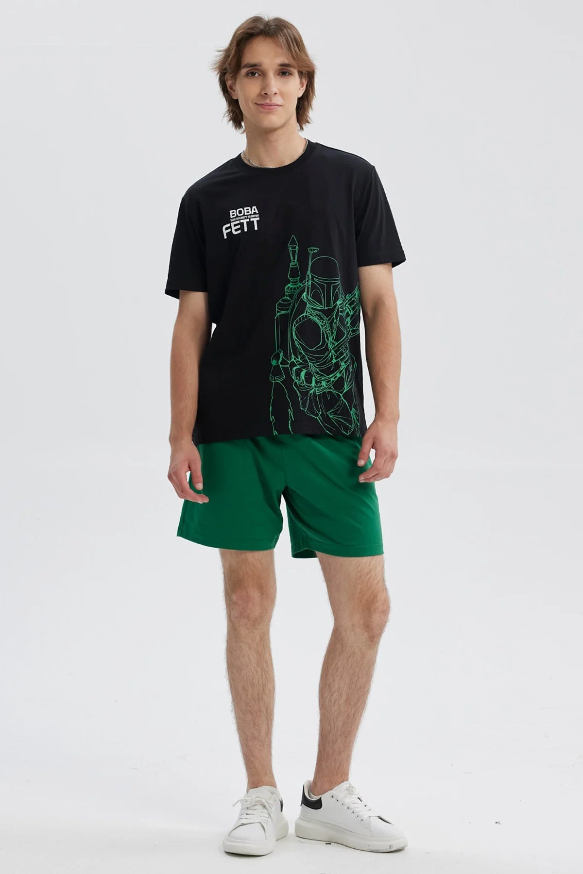 Pijama hombre Star Wars verde con camiseta negra de Boba Fett y pantalón corto verde