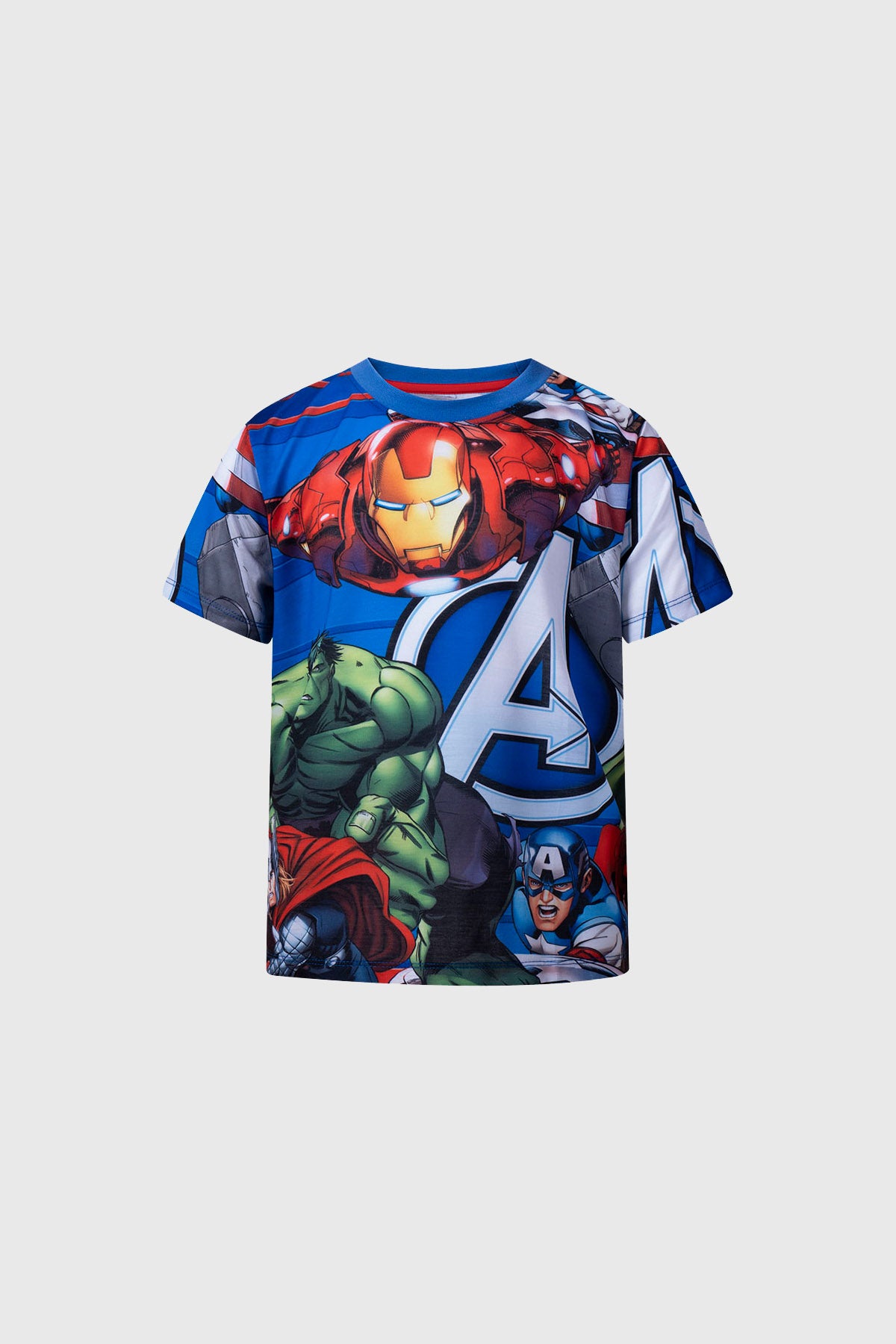 Polera niño azul con estampado Avengers destacando Iron Man y logo Marvel
