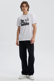Polera blanca de hombre con estampado The Godfather en el pecho
