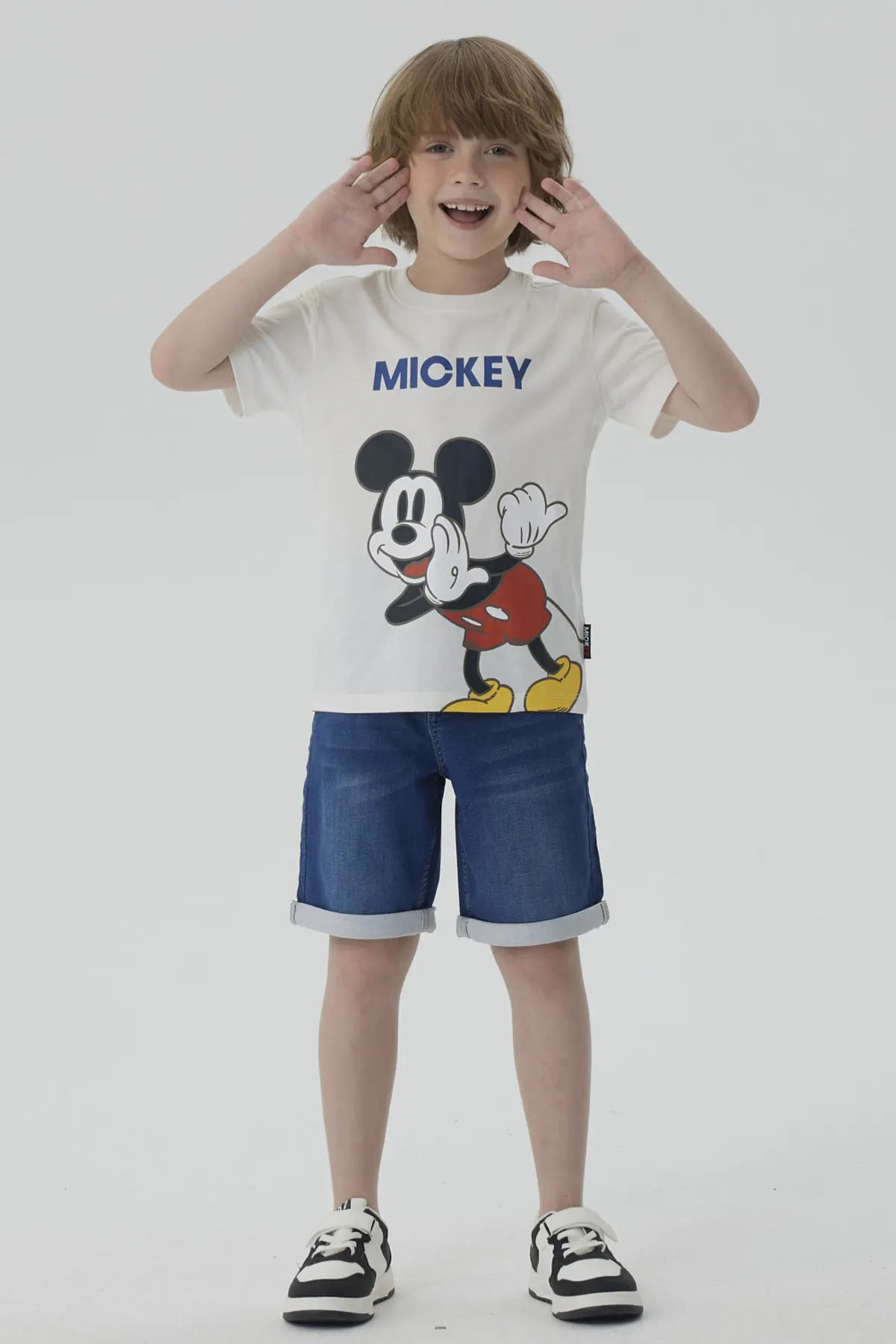 Polera Niño Mickey Y Sus Amigos Crema
