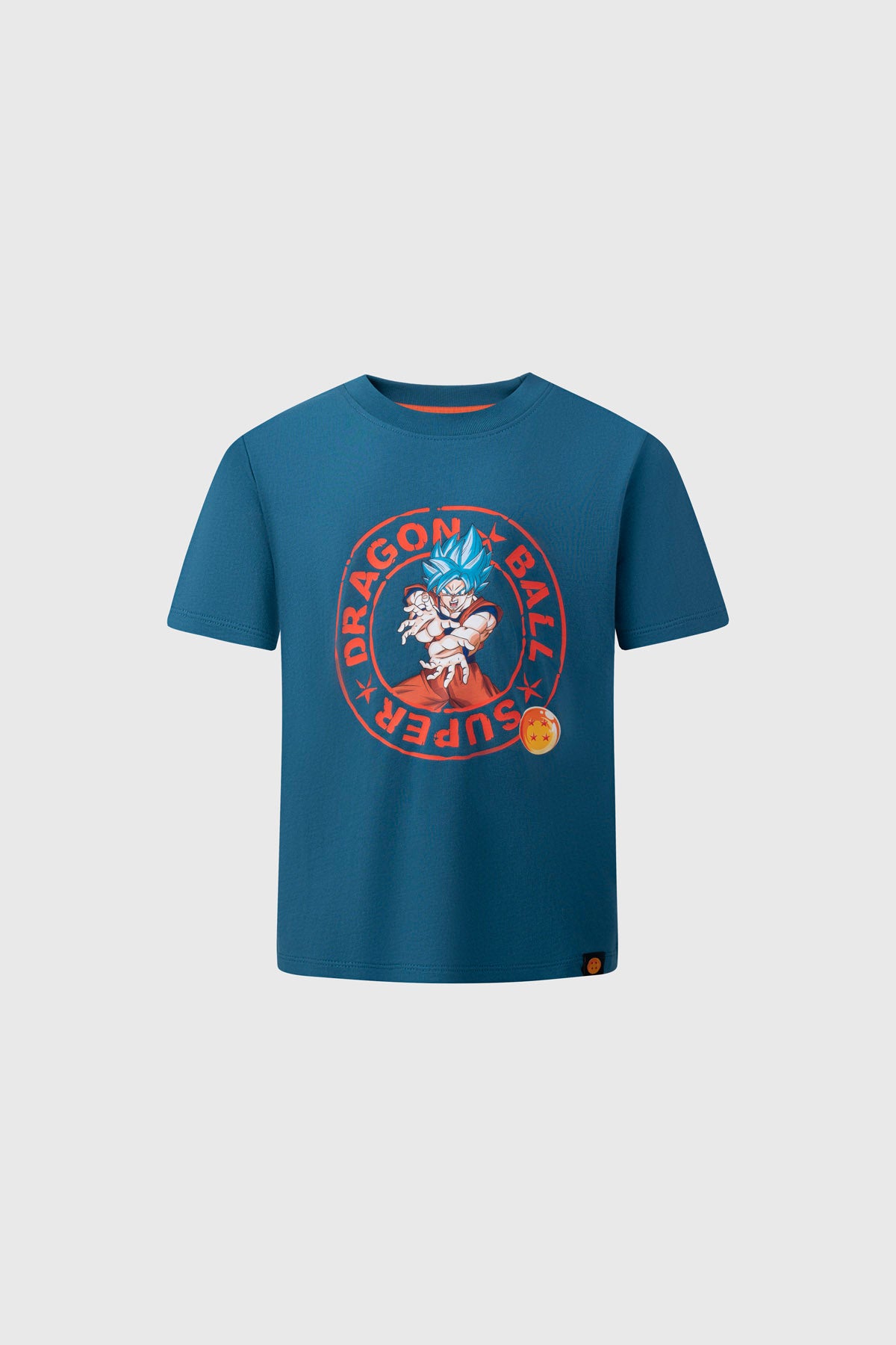 Polera verde para niño con Goku de Dragon Ball Super en el centro del pecho
