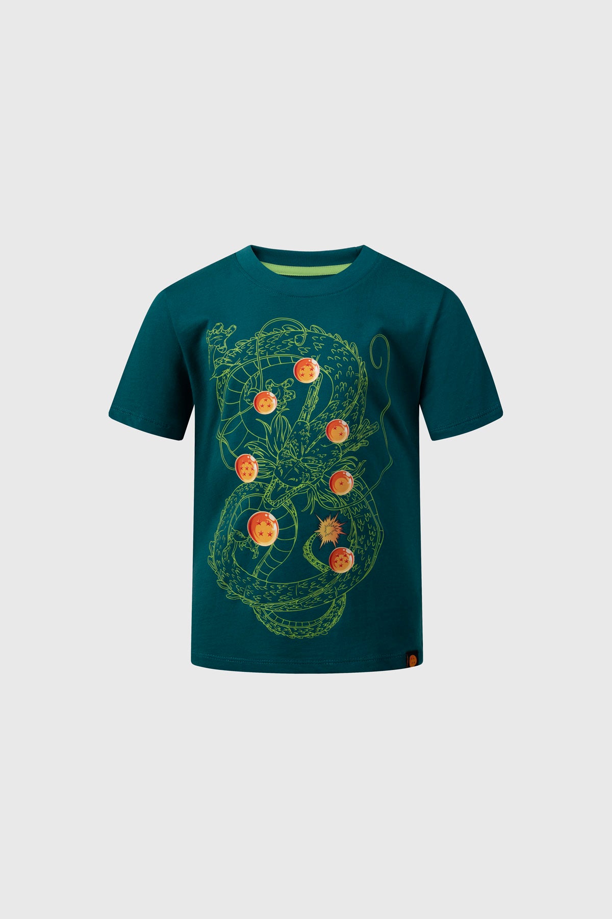 Polera niño verde con diseño de Shenlong y esferas del dragón de Dragon Ball