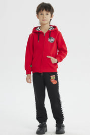 Polerón rojo para niño con capucha y estampado de logo Cars en el pecho estilo deportivo casual