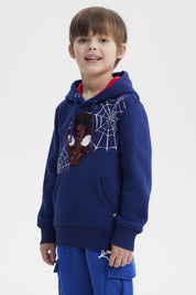 Polerón azul marino de niño con capucha dibujo de Spiderman al frente con telarañas blancas estilo cómic