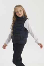 Parka unisex azul marino con diseño acolchado sin estampa lisa cierre frontal completa ideal para días fríos