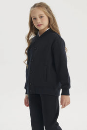 Chaqueta unisex azul marino lisa con botones frontales y bolsillos laterales estilo college