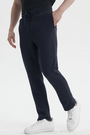 Pantalón Buzo Hombre Calce Recto Slim Azul Marino
