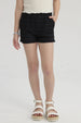 Short negro de niña con textura de ondas verticales sin estampa diseño ajustado con bolsillos laterales