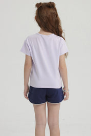 Polera morada para niña con nudo en el frente y estampa de conchas y olas en el pecho estilo dibujo infantil