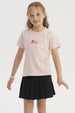 Polera niña rosada con estampado de cerezas y texto summer en el pecho estilo casual y cómodo sin estampados adicionales