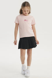 Polera niña rosada con estampado de cerezas y texto summer en el pecho estilo casual y cómodo sin estampados adicionales