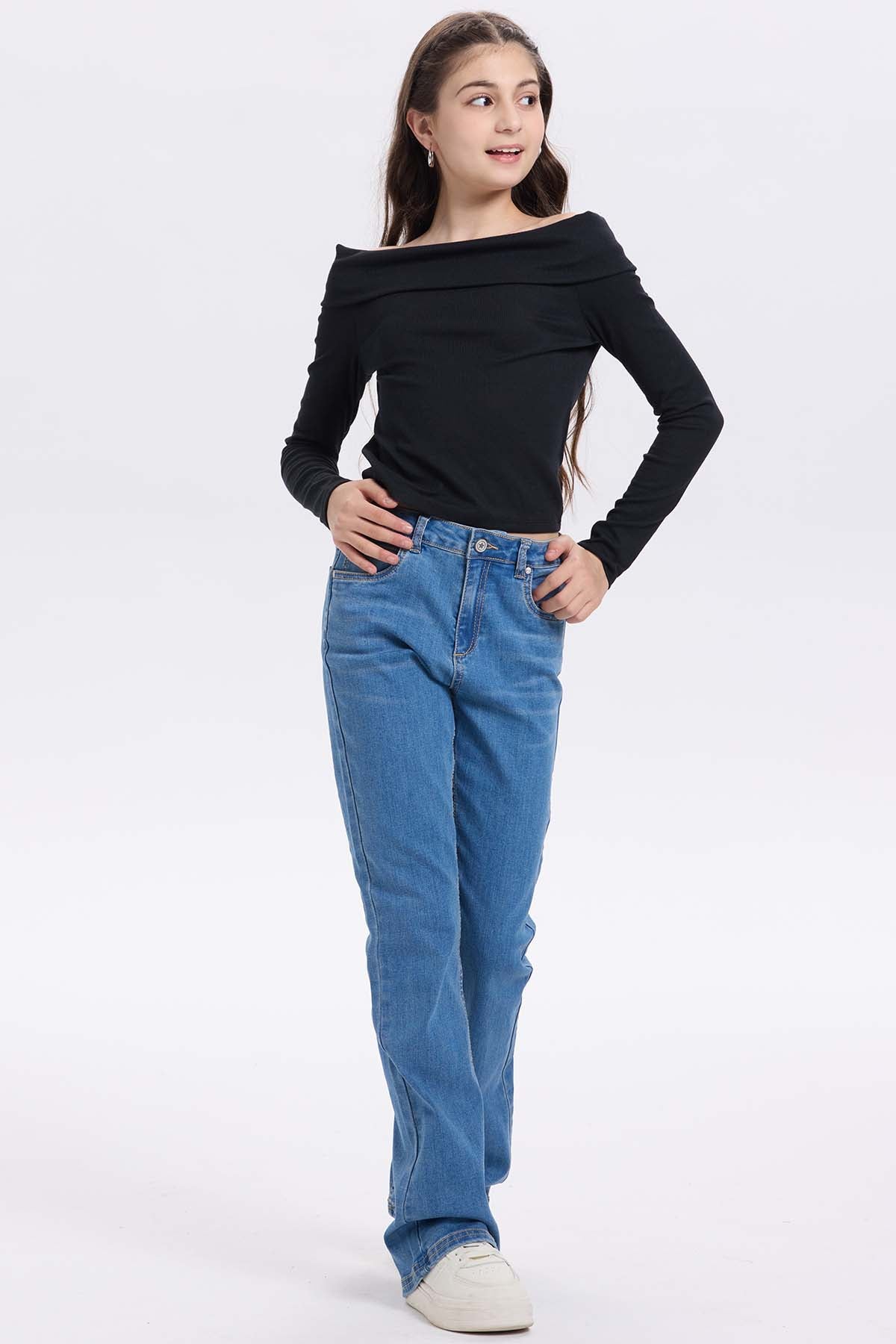 Jeans niña básico flare azul claro