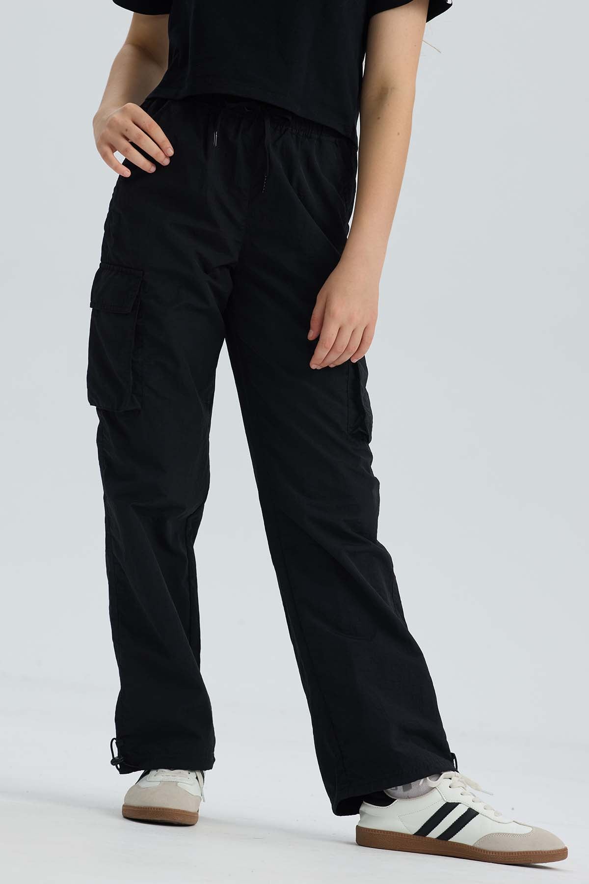 Pantalón Niña Parchute Cargo Negro