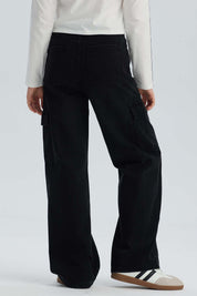 Jeans Niña Calce Recto Cargo Negro