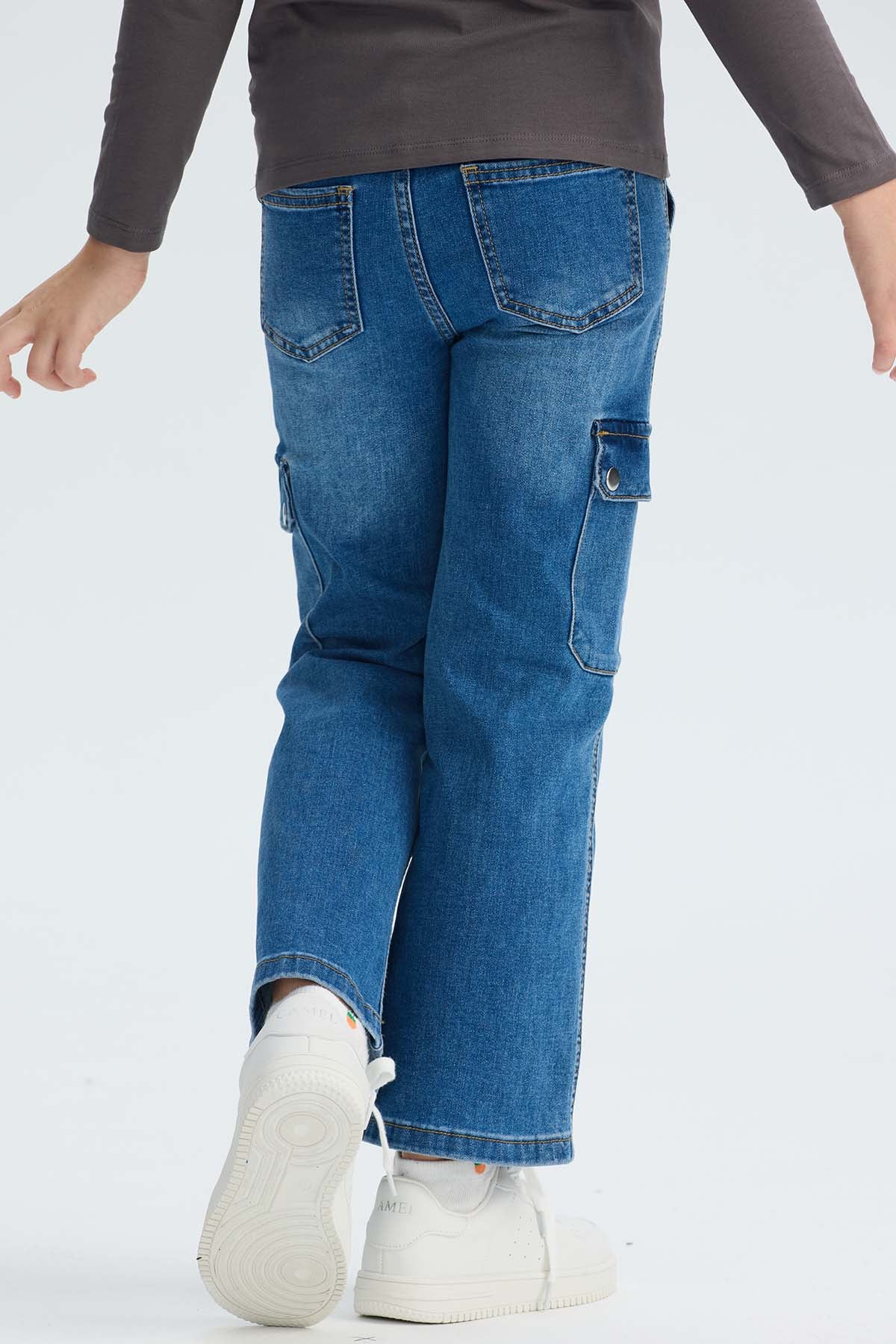Jeans Niña Cargo Calce Recto Azul