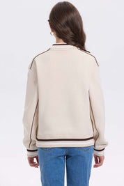 Chaqueta Mujer College Beige con bordado frontal