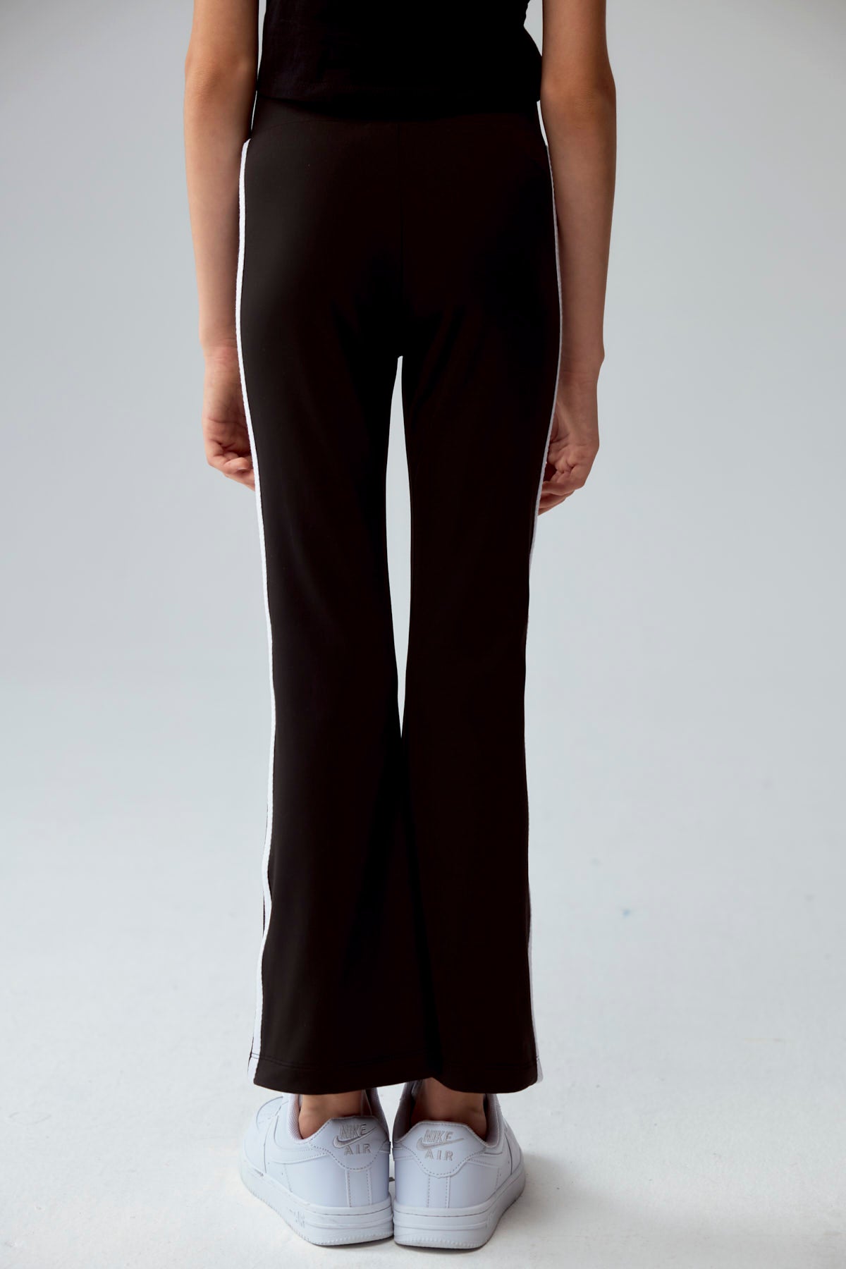 Calza Niña Flare Con Pretina Negro