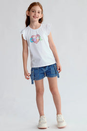 Short niña denim azul con bolsillos cargo y cinturilla alta visible