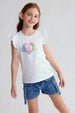 Polera blanca para niña con vuelos y estampado de helados y letras en el frente