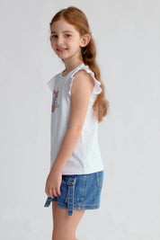 Polera blanca para niña con vuelos y estampado de helados y letras en el frente