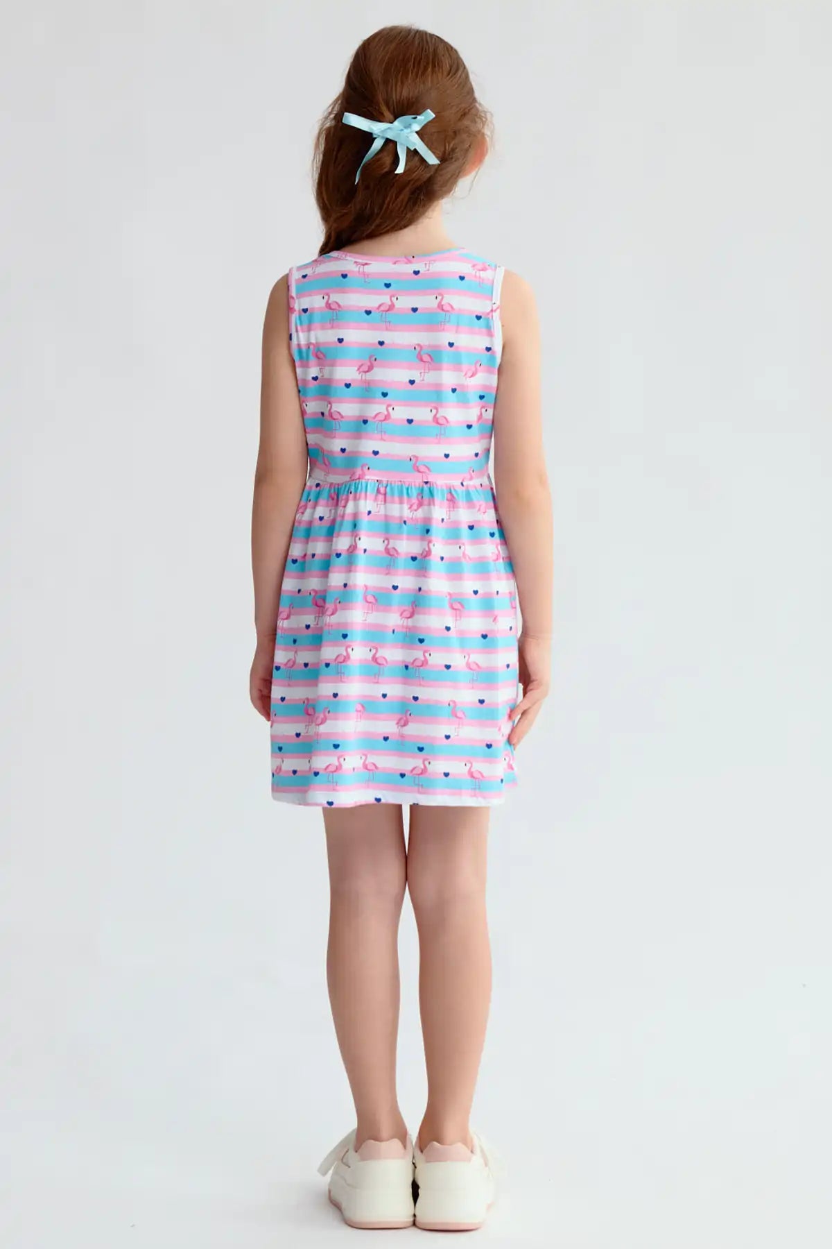 Vestido niña blanco con estampado de flamencos rosas y rayas azules y blancas