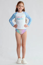 Traje de baño blanco para niña con diseño de sirena y mangas escamosas coloridas