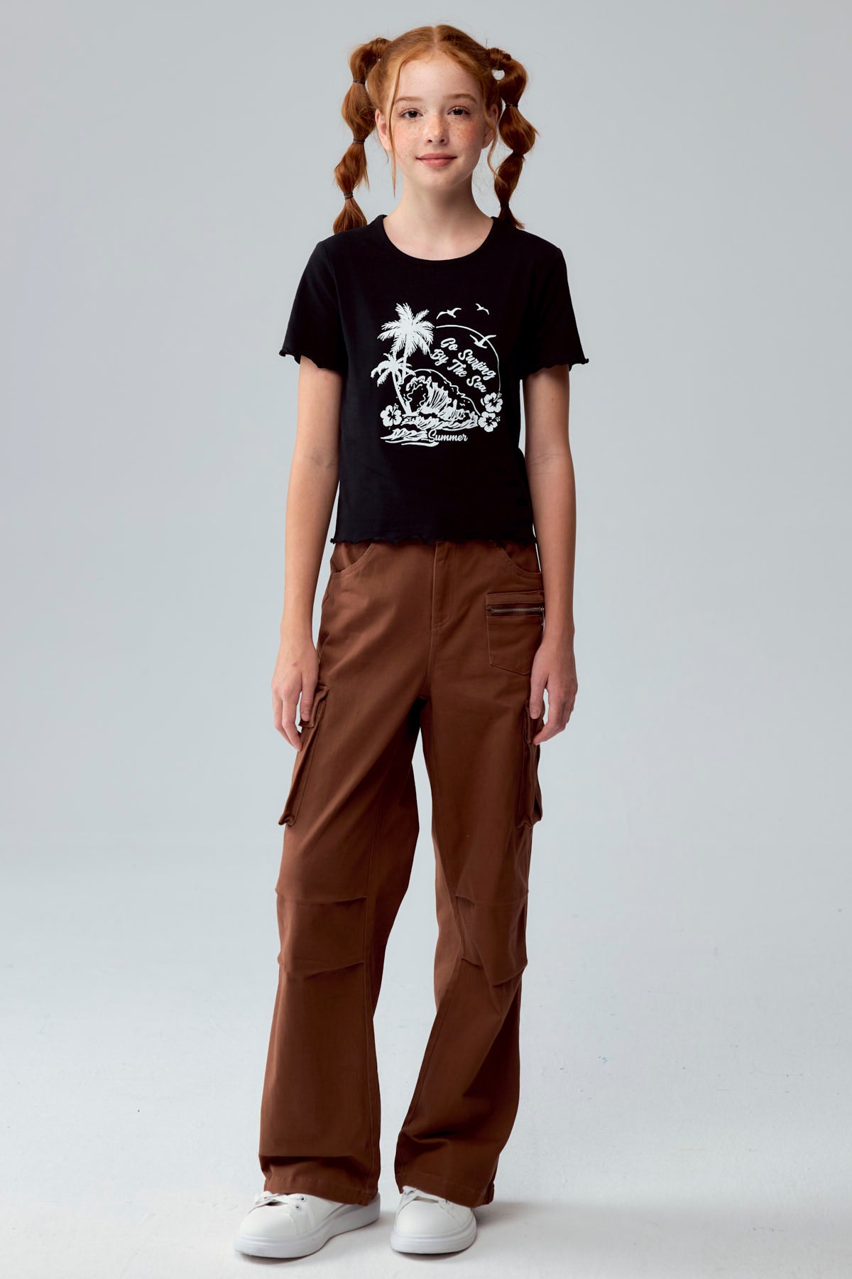 Pantalón Niña Calce Recto Cargo Café