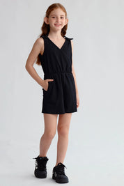 Enterito negro niña con nudos en los hombros y diseño sin mangas