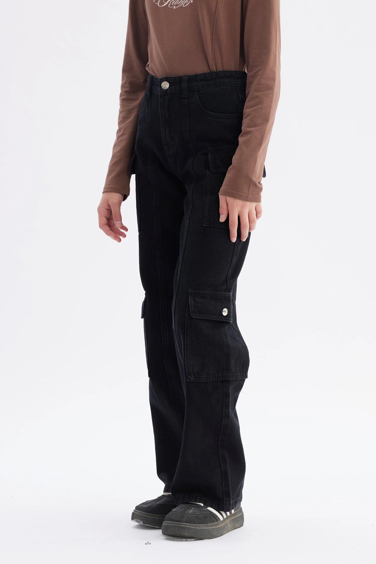 Jeans Niña Cargo Con Dos Bolsillos Negro