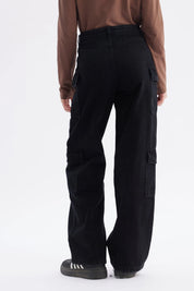 Jeans Niña Cargo Con Dos Bolsillos Negro