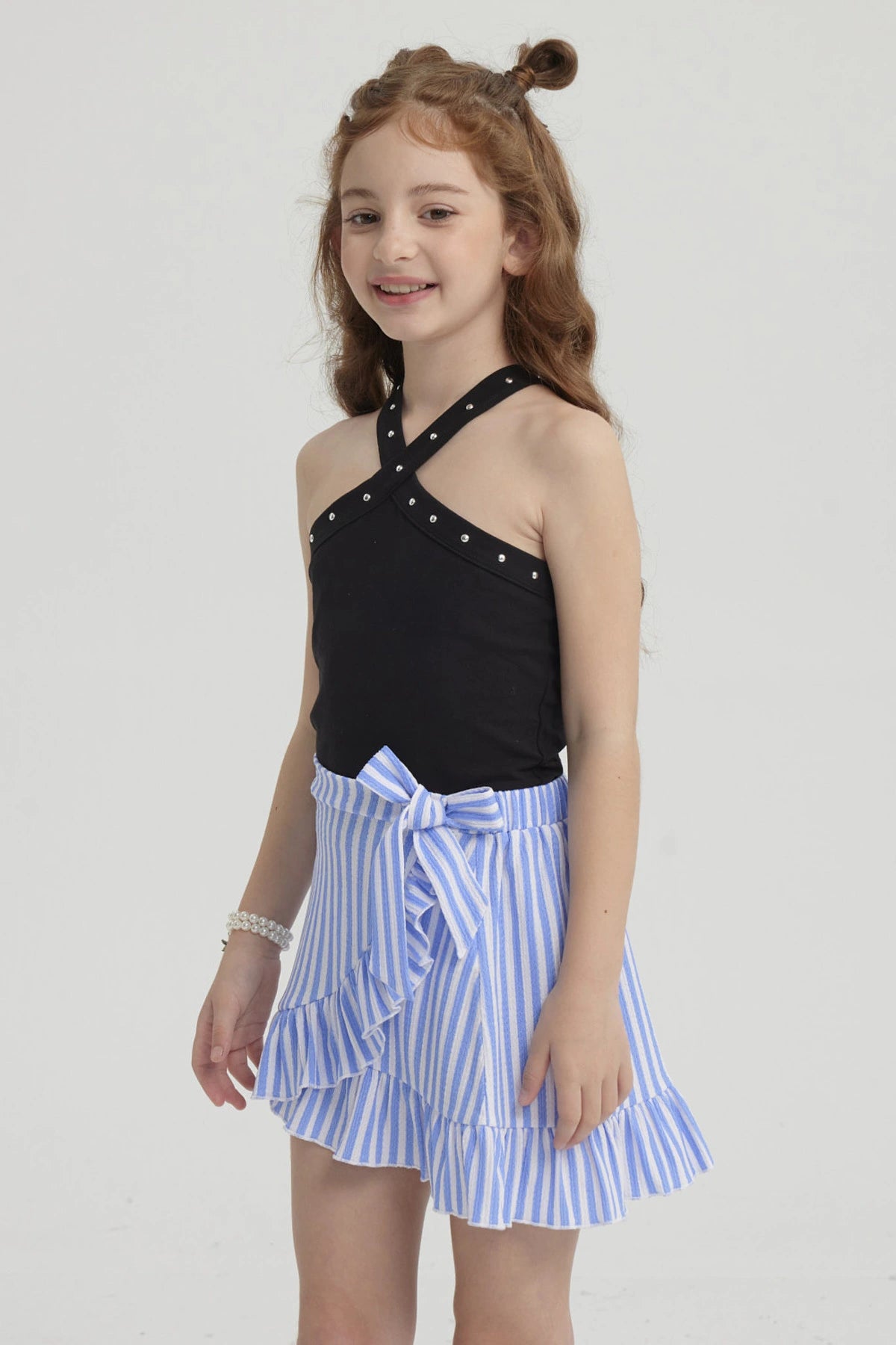 Peto Niña Cuello Cruzado Tachas Negro